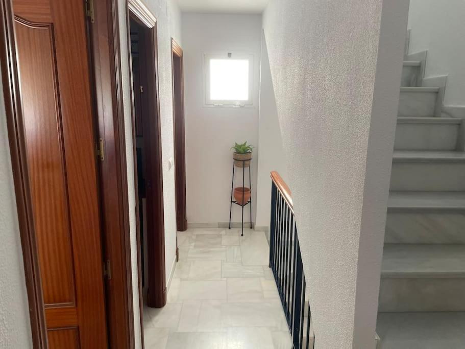 Villa Casa Lola Conil, Azotea Al Mar Y Parking Solo Familias O Parejas Conil De La Frontera Exterior foto
